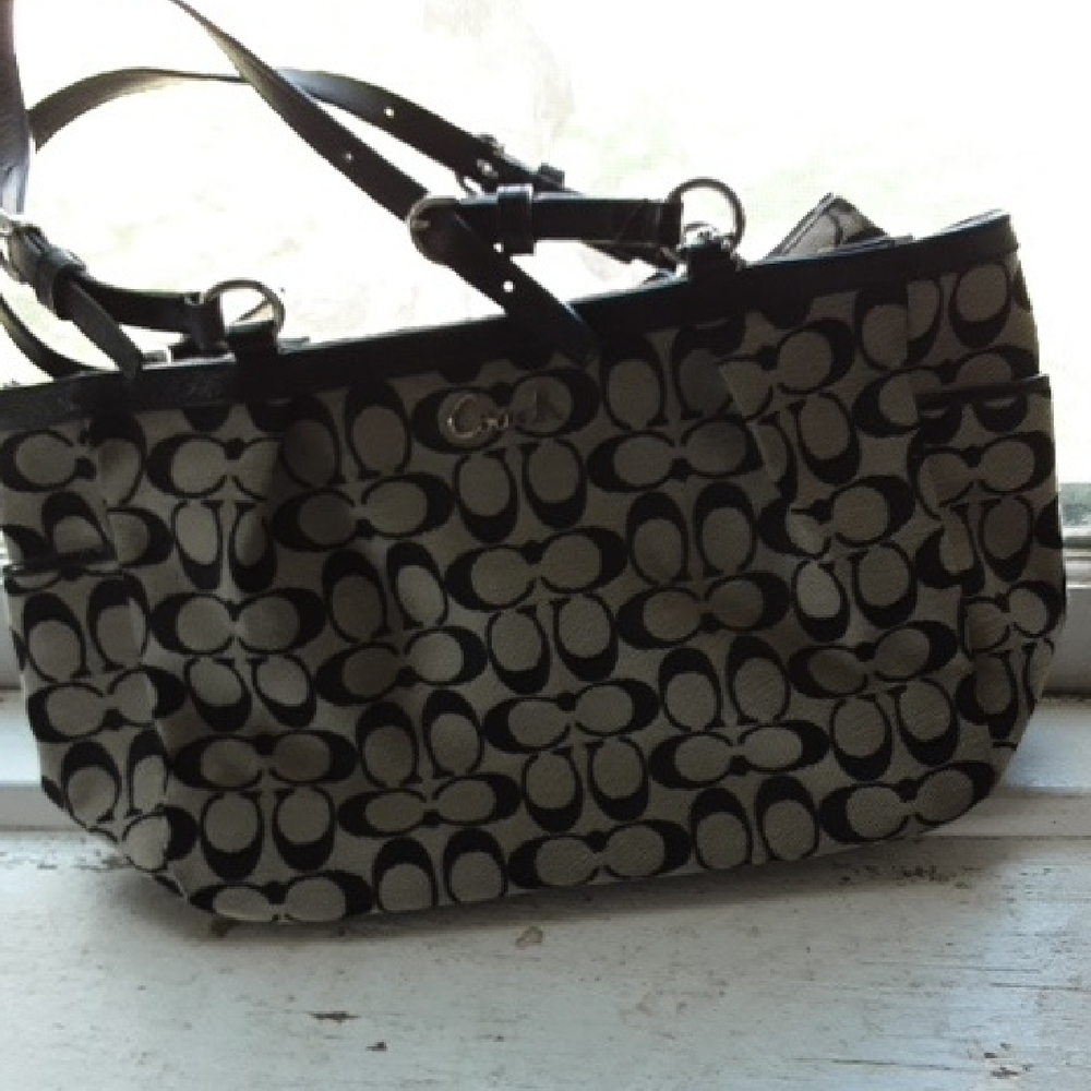 Coach Black and Cream Women's Bag